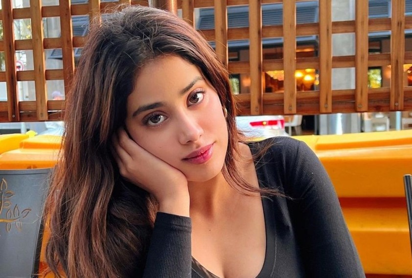 87715793_1638016844_janhvikapoor